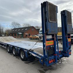 NOOTEBOOM TRIAXLE LOW