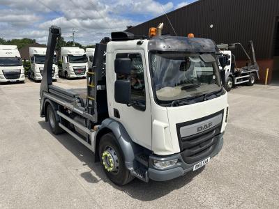 DAF LF220